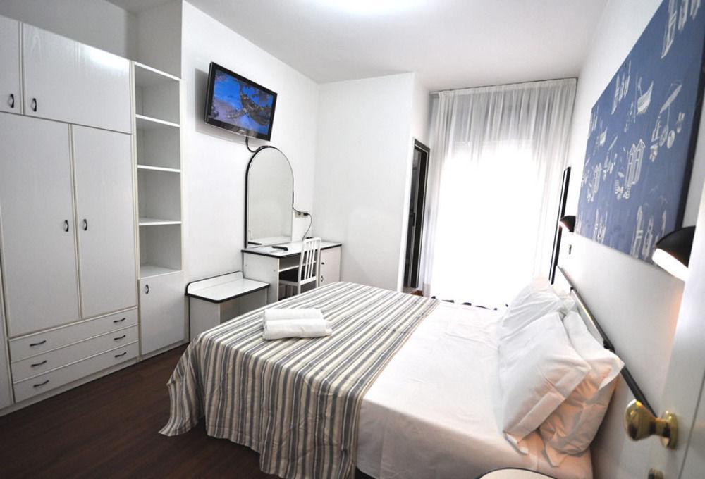 Hotel Adelphi Riccione Dış mekan fotoğraf