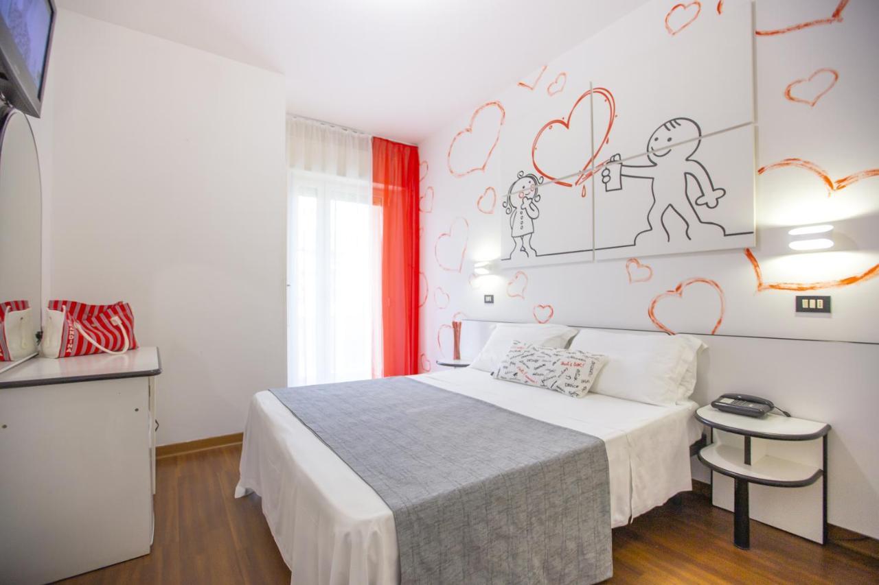 Hotel Adelphi Riccione Dış mekan fotoğraf